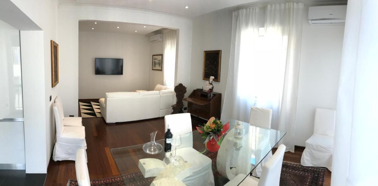 Mirandola Guest House フィレンツェ エクステリア 写真